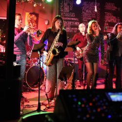 The Dance Department feestband coverband